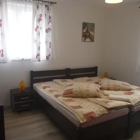 Bed & Breakfast Osrodek Wypoczynkowy Nad Stawem - Holiday Resort By The Lake - Erholungsheim Am See - Prazdninovy Dum U Jezera 3*