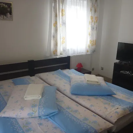 Osrodek Wypoczynkowy Nad Stawem - By The - Erholungsheim Am - Prazdninovy Dum U Jezera